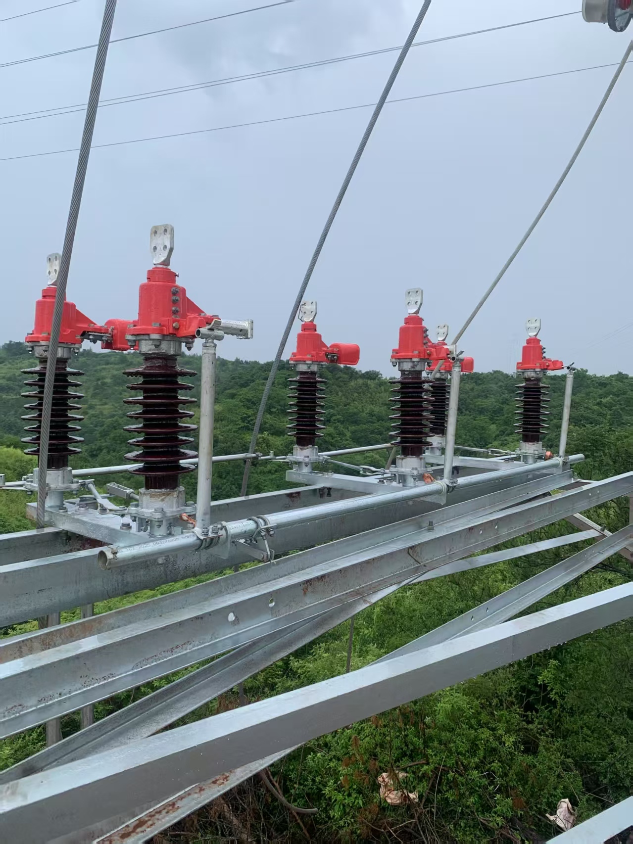GW4-40.5kV/630A 产品安装现场